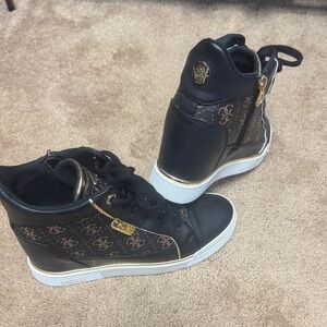 GUESS Brown Monogram Wedge High-Top Sneakers Gold Zip